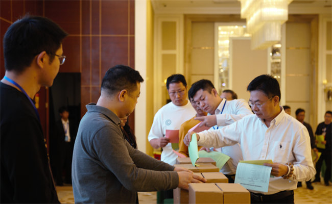 廣東漁船漁機(jī)漁具行業(yè)協(xié)會第五屆會員大會暨五屆一次理事會隆重舉行 -4