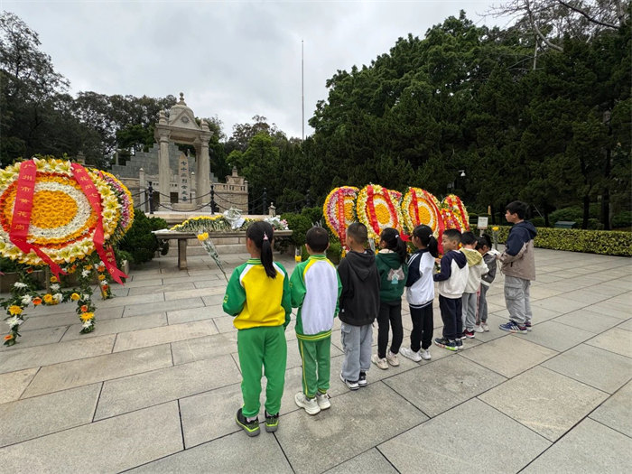 緬懷英烈志，傳承民族魂&mdash;黃花崗七十二烈士陵園祭奠活動  -2